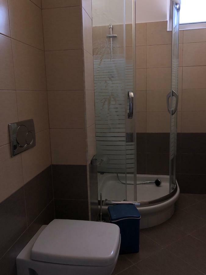Rainbow Holiday Apartments Vlorë エクステリア 写真