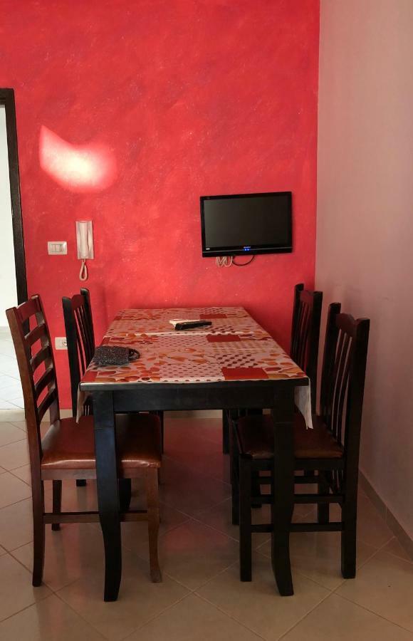 Rainbow Holiday Apartments Vlorë エクステリア 写真